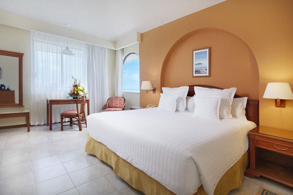 Station touristique Occidental Tucancun 4*