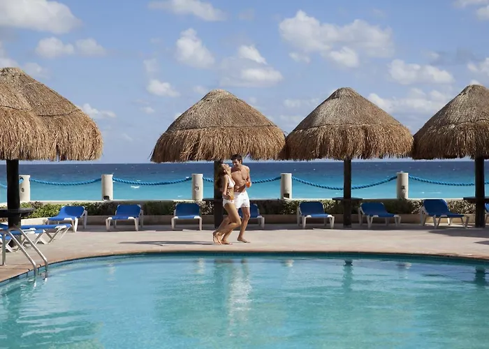 Occidental Tucancun